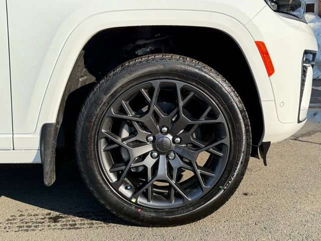 New 2026 Jeep Grand Cherokee L Summit image 18