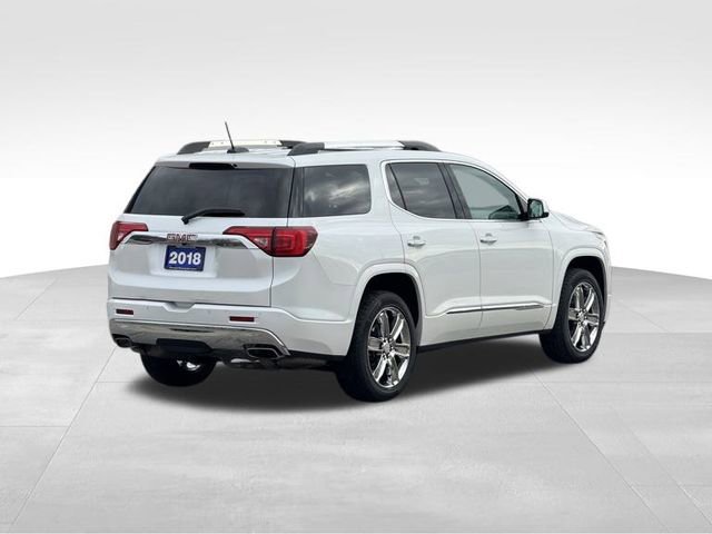 Used 2018 GMC Acadia Denali image 4
