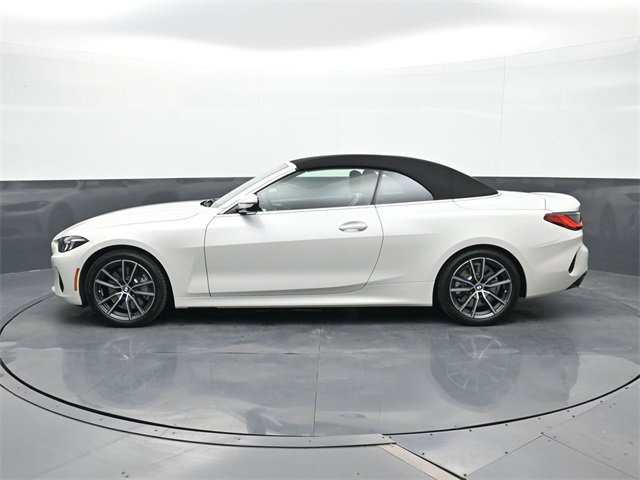 Used 2025 BMW 430i Convertible image 2