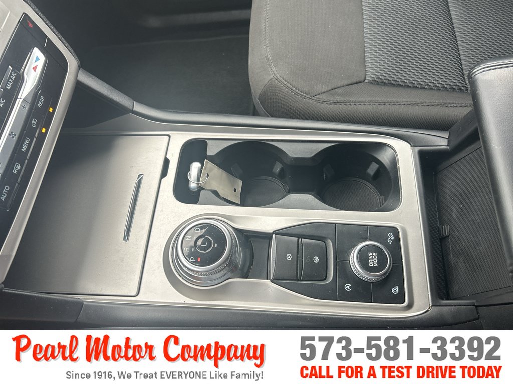 Used 2022 Ford Explorer XLT w/ Class IV Trailer Tow Package AWD/4WD image 18