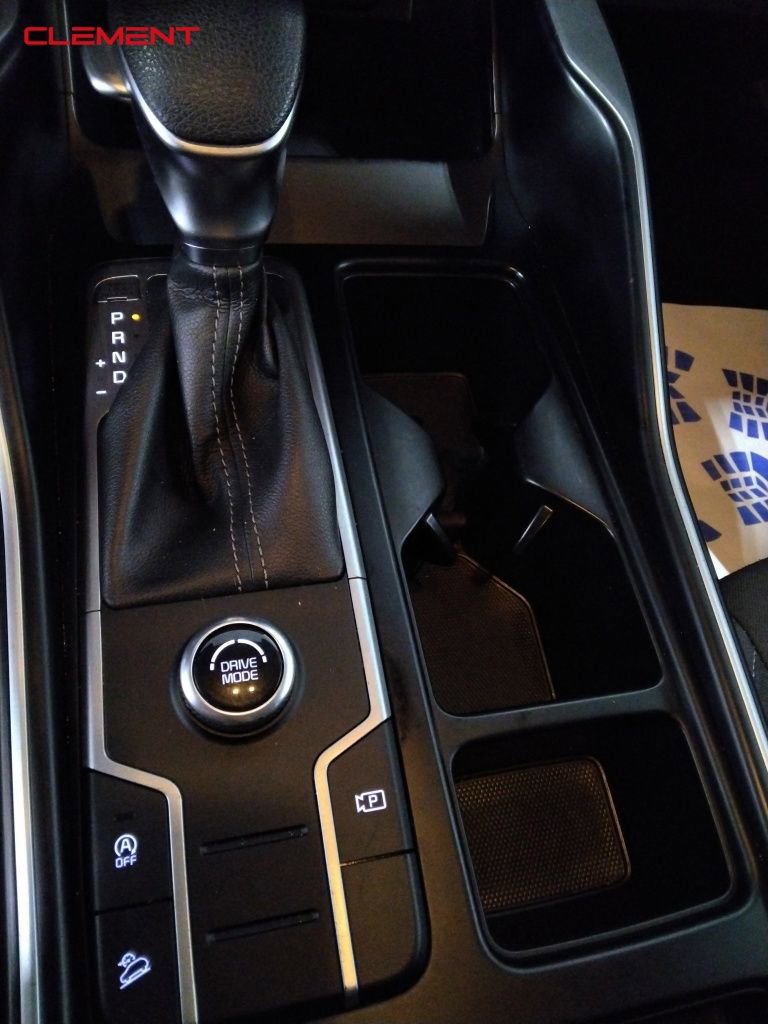 Used 2022 Kia Sorento LX image 15