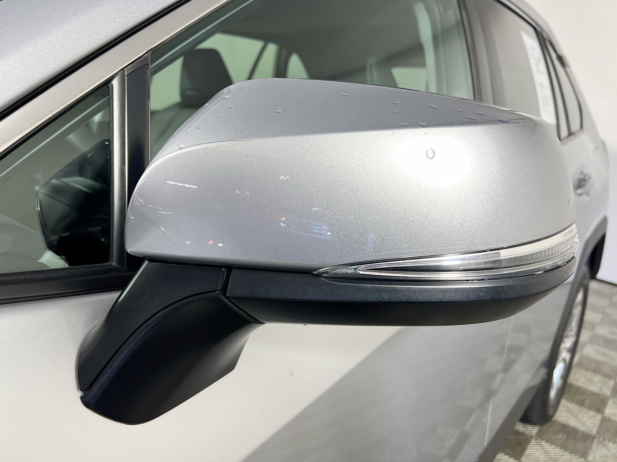 Used 2022 Toyota RAV4 XLE Premium image 13