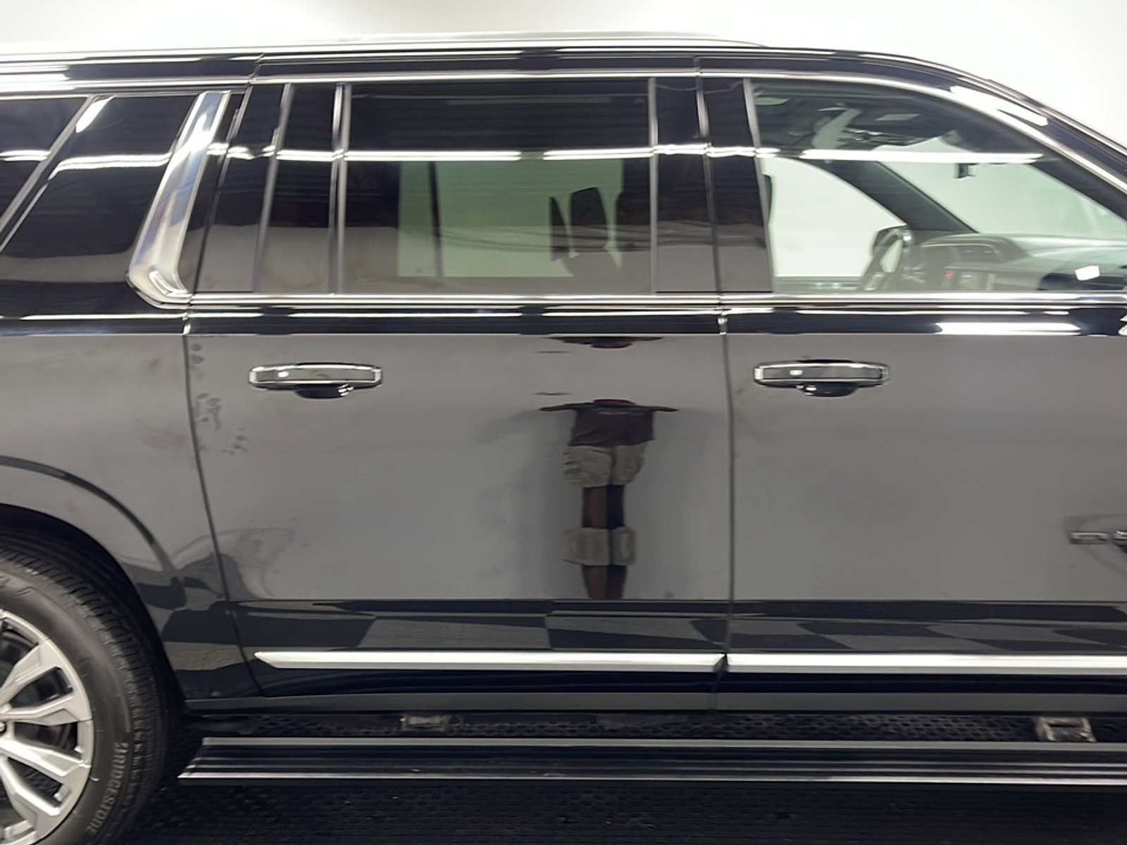 Used 2023 GMC Yukon XL Denali w/ Denali Reserve Package RWD image 21