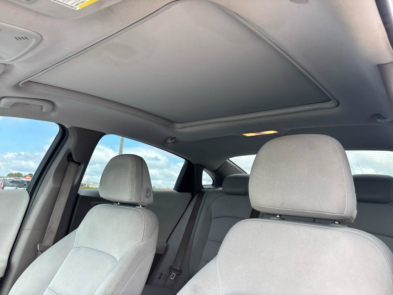 Used 2021 Chevrolet Malibu LT FWD image 18