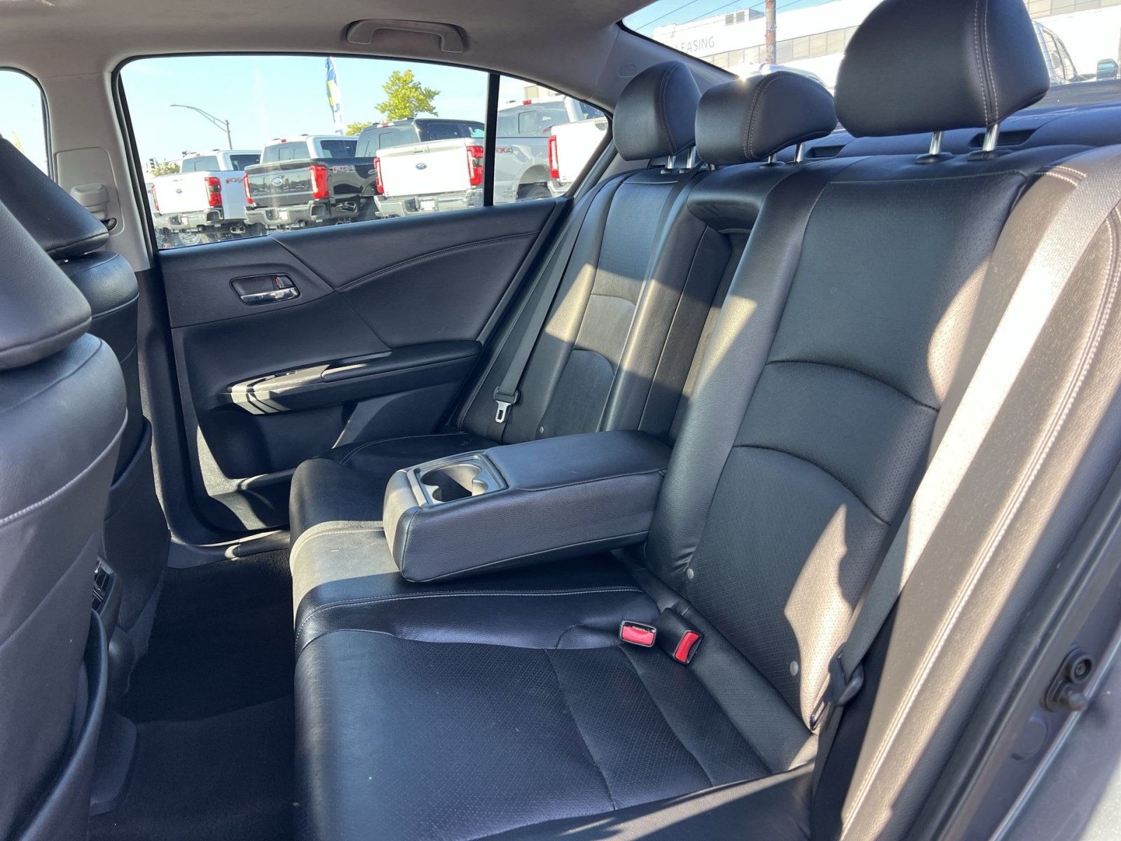 Used 2015 Honda Accord EX-L image 22