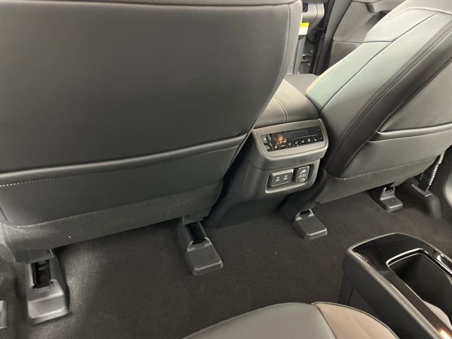 New 2026 Nissan Pathfinder Platinum image 45