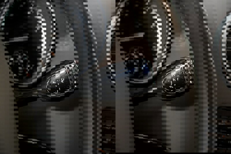 Used 2012 Mercedes-Benz GL 450 4MATIC image 29