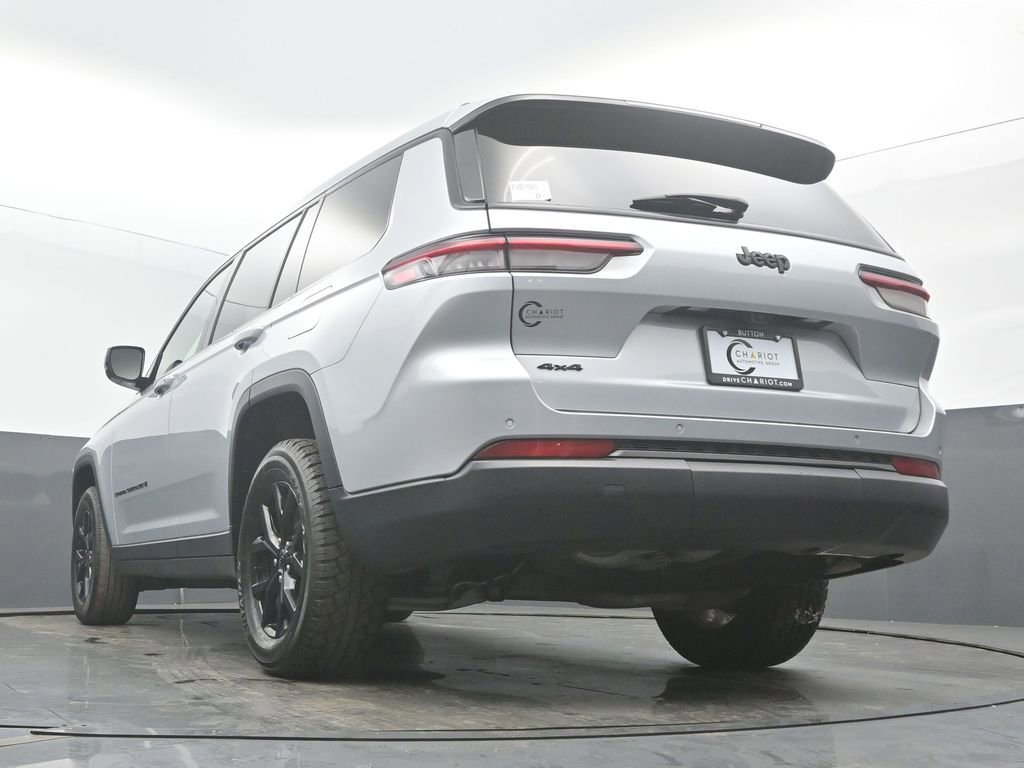 Used 2024 Jeep Grand Cherokee L Laredo AWD/4WD image 51