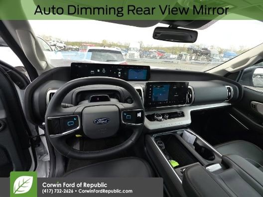 Used 2025 Ford Expedition Max Active image 5