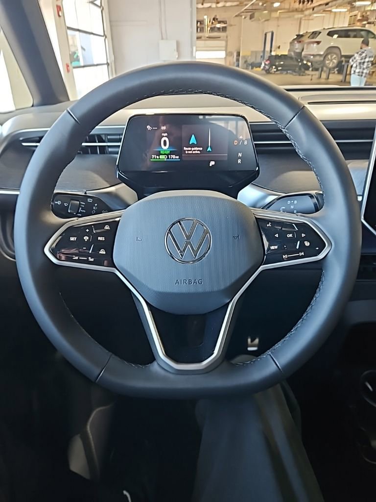 Used 2025 Volkswagen ID. Buzz Pro S Plus image 35