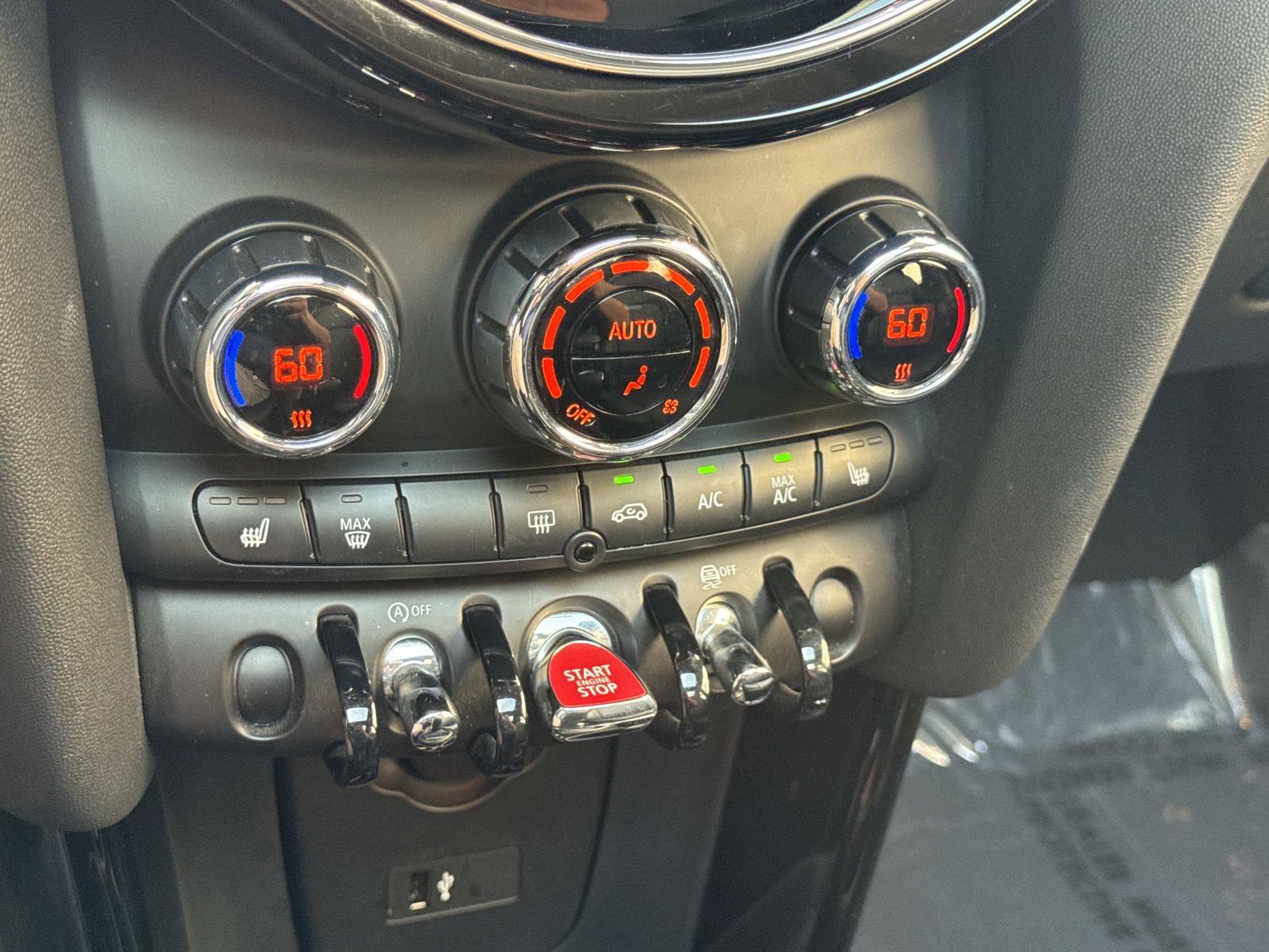 Certified 2023 MINI Cooper 4-Door Hardtop image 26