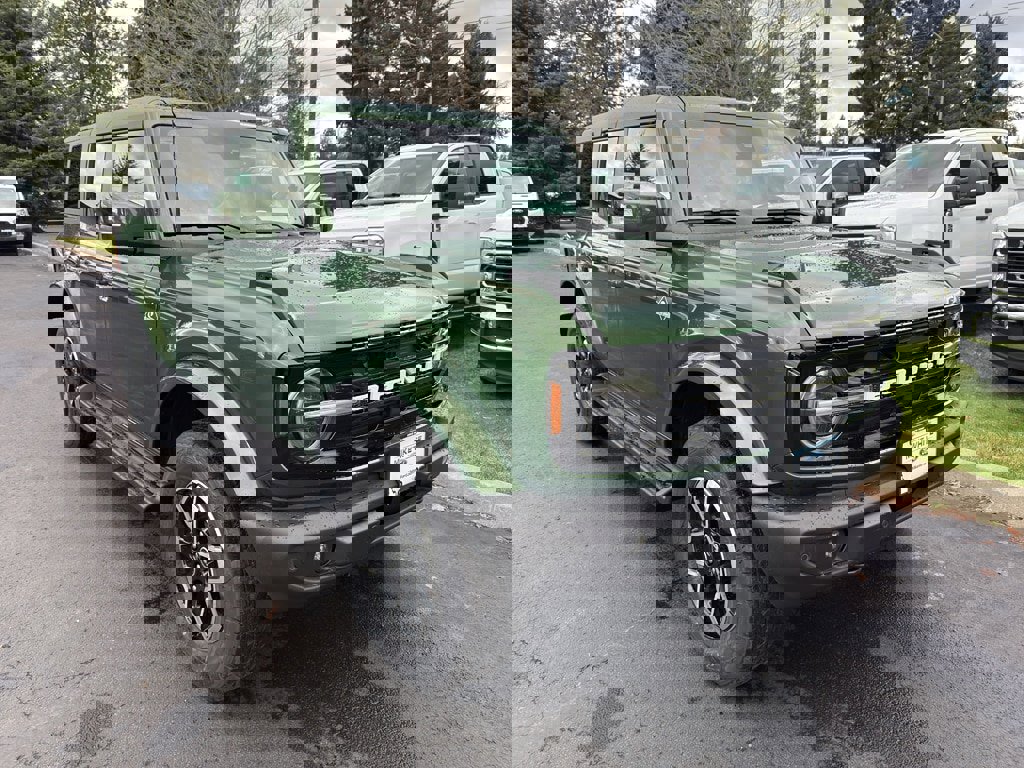 New 2025 Ford Bronco Outer Banks image 1