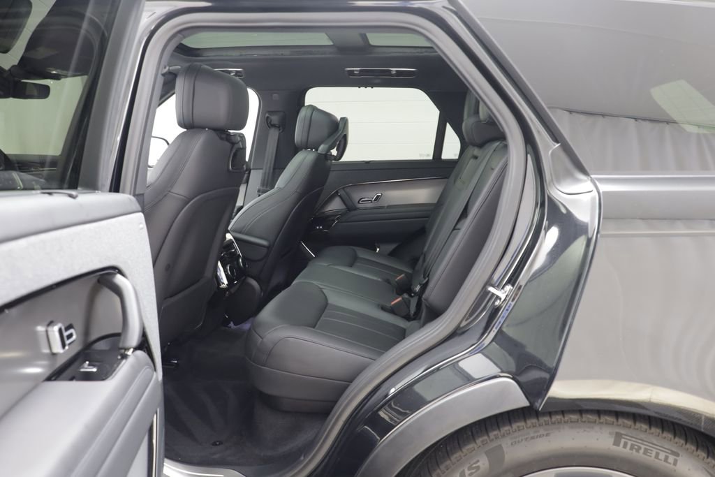 Certified 2025 Land Rover Range Rover Sport SE AWD/4WD image 14