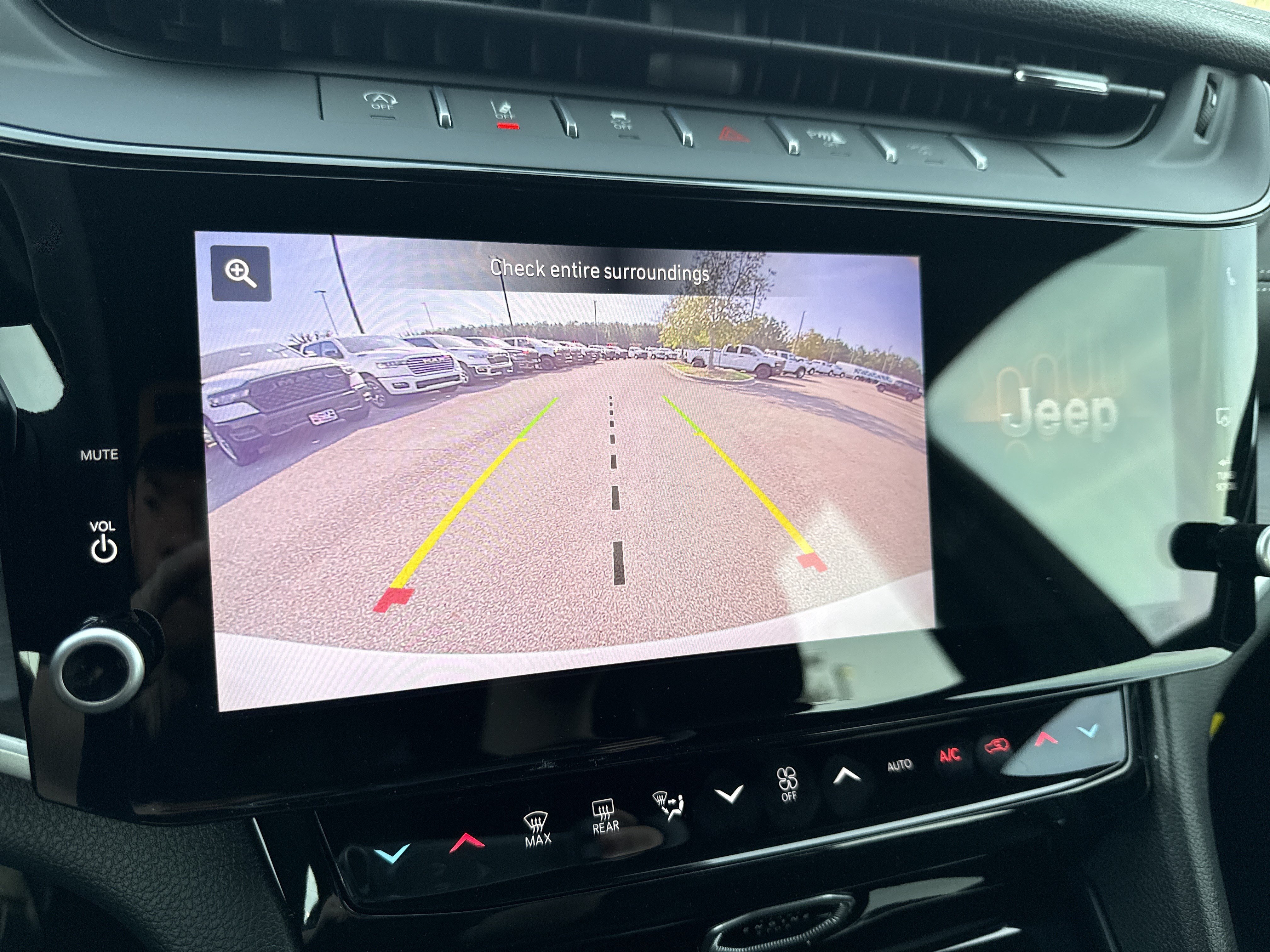 New 2026 Jeep Grand Cherokee Altitude RWD image 30