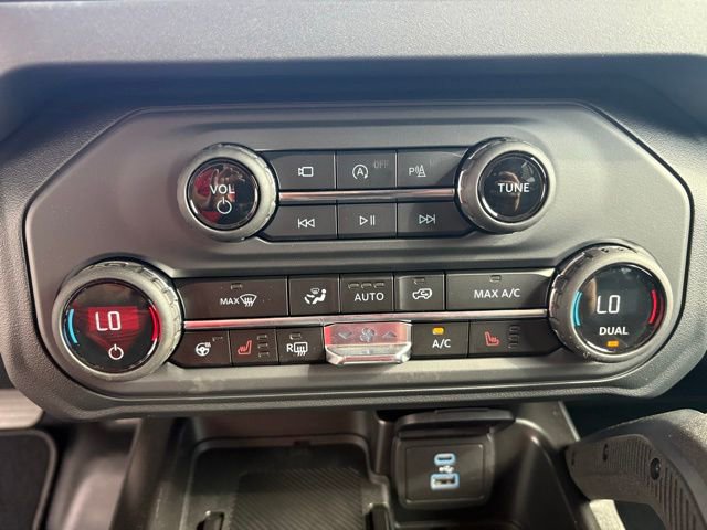 New 2025 Ford Bronco Badlands image 24