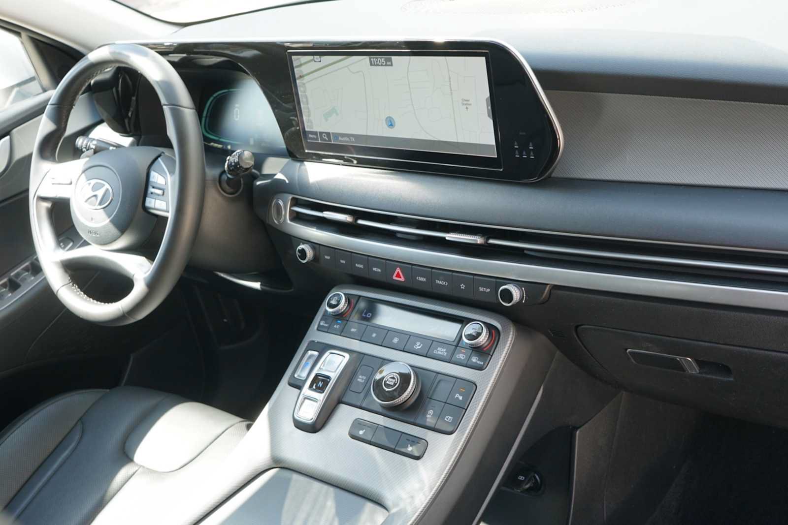 Used 2025 Hyundai Palisade SEL FWD image 24