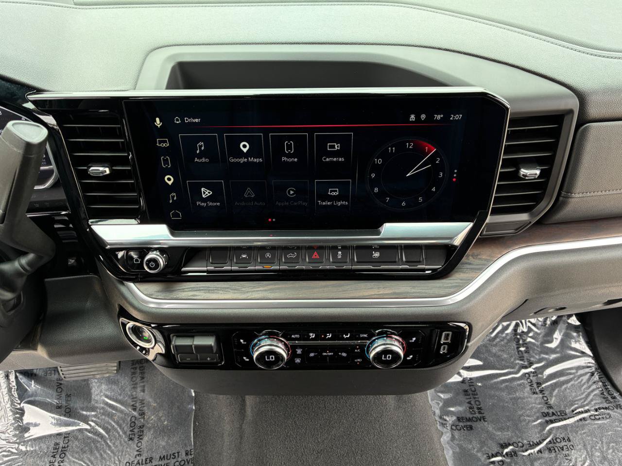 Used 2025 GMC Sierra 1500 SLT AWD/4WD image 19