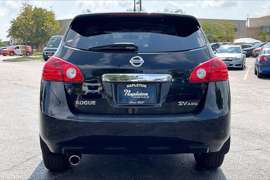 Used 2013 Nissan Rogue SV w/ Premium Pkg AWD/4WD image 3