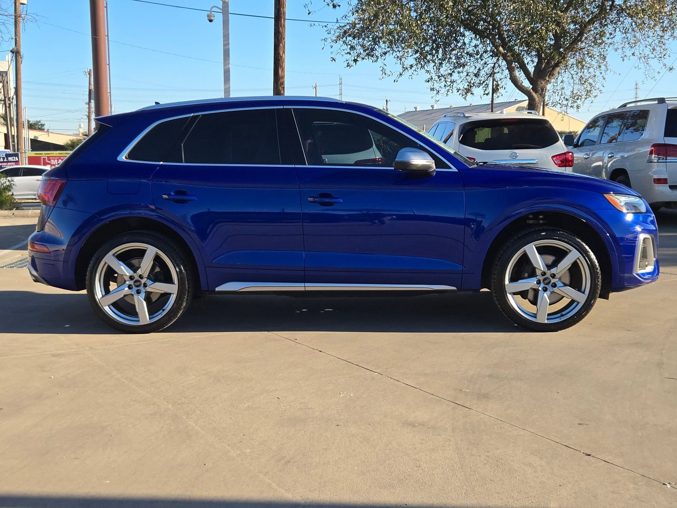 Used 2022 Audi SQ5 Premium Plus w/ Premium Plus Package image 7