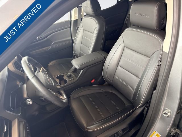 Used 2023 GMC Acadia Denali image 11