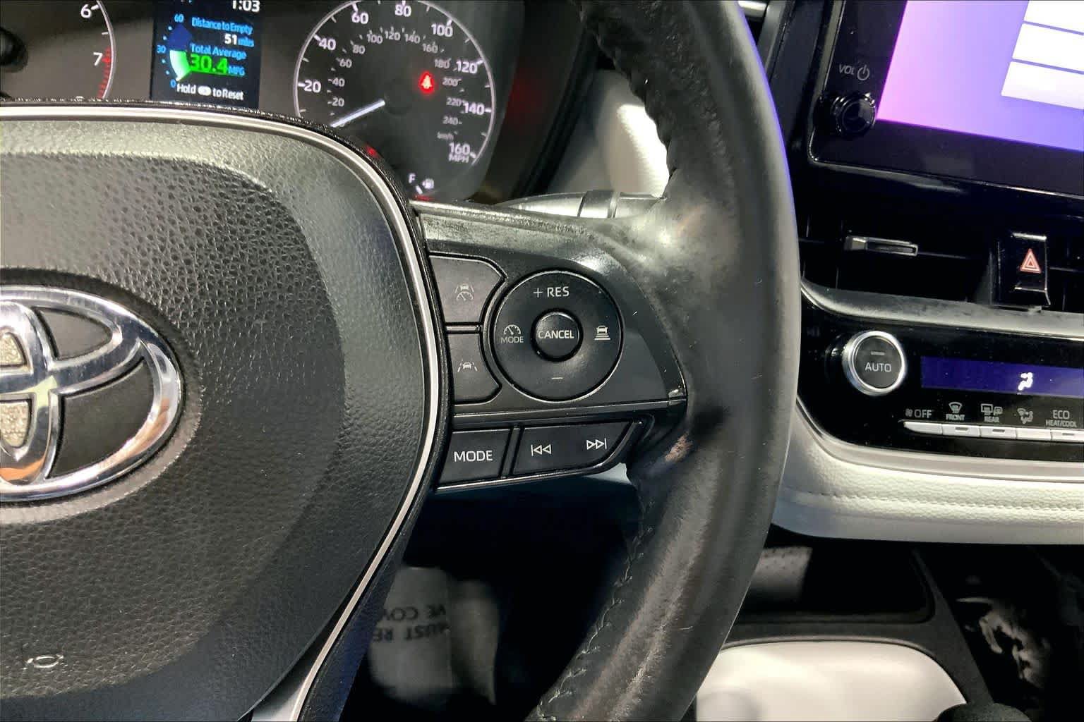Used 2023 Toyota Corolla SE FWD image 25