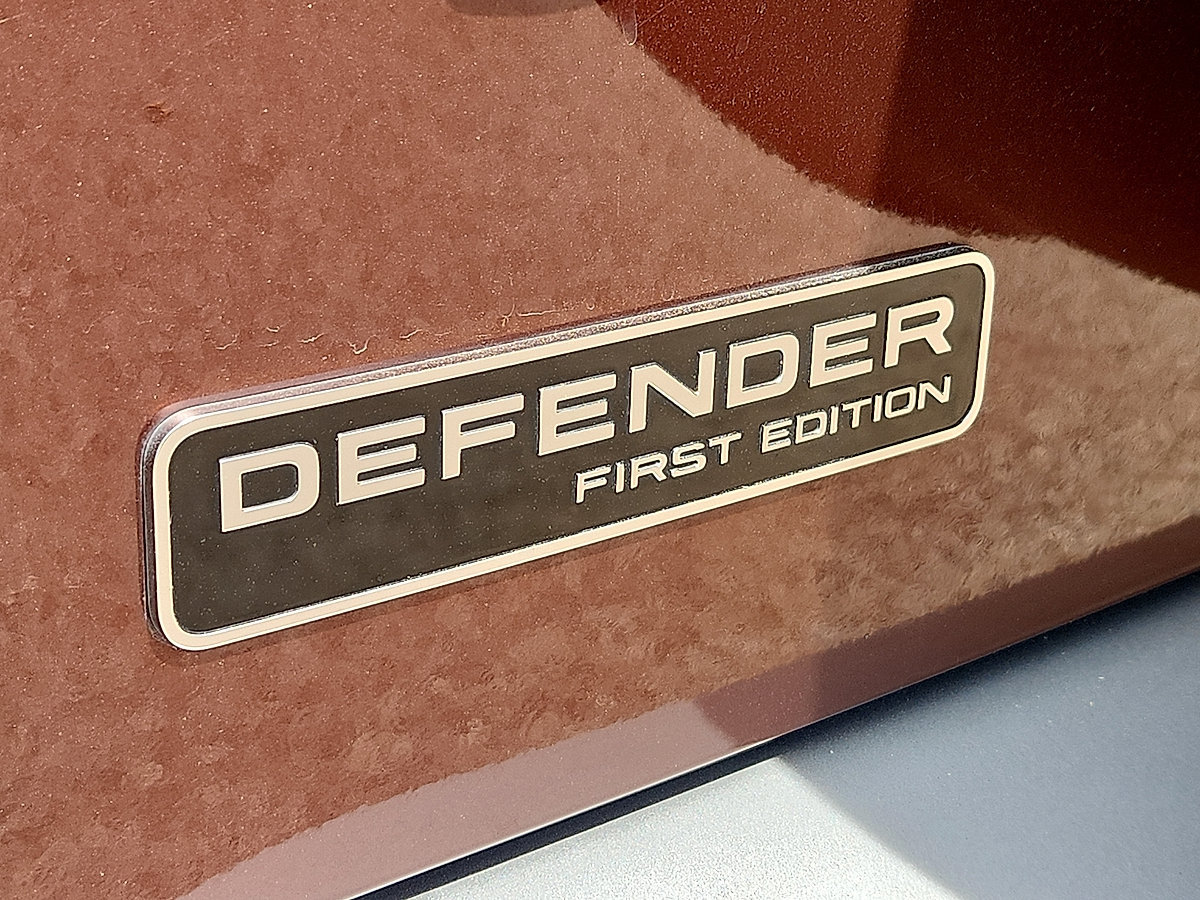 Used 2023 Land Rover Defender 130 First Edition AWD/4WD image 5