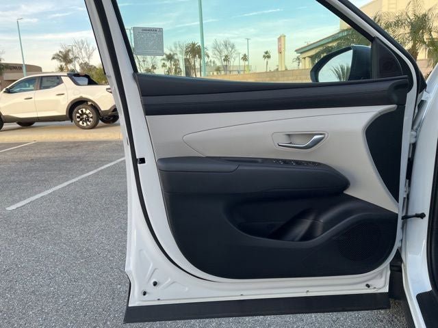 New 2026 Hyundai Tucson SE image 12
