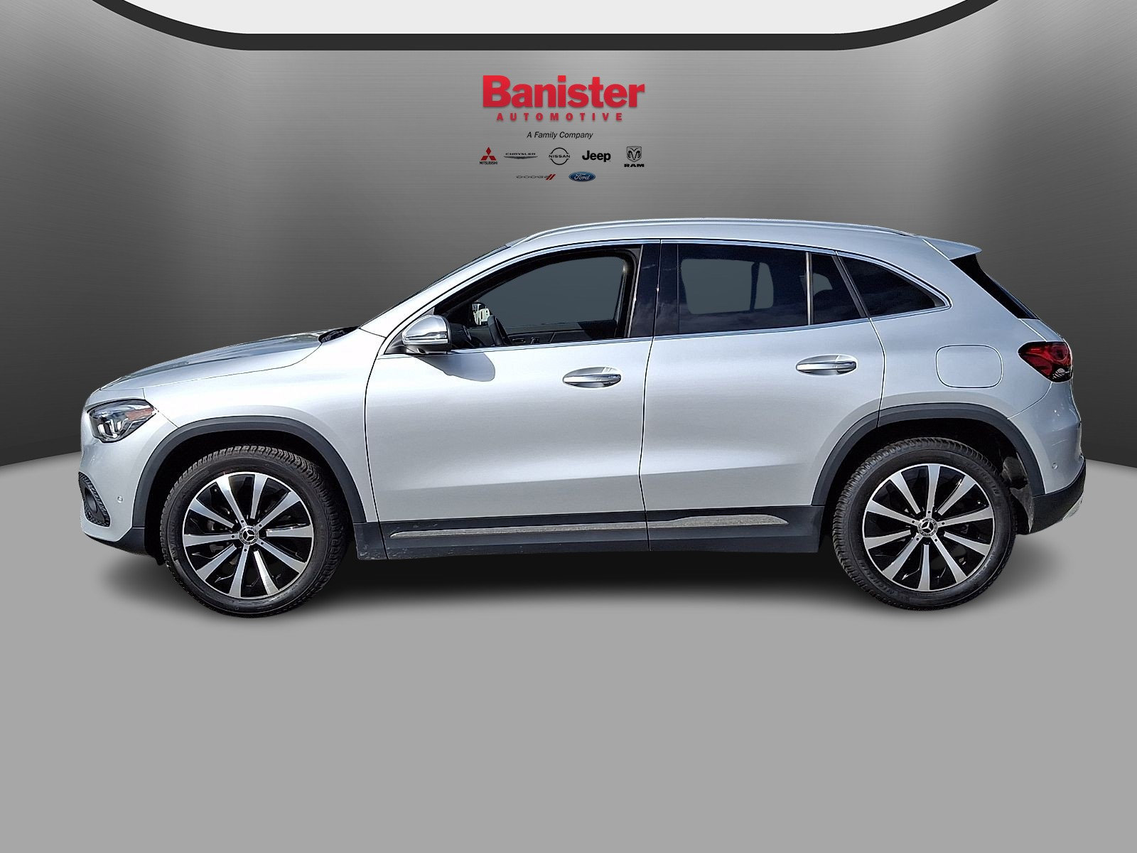 Used 2023 Mercedes-Benz GLA 250 4MATIC image 7