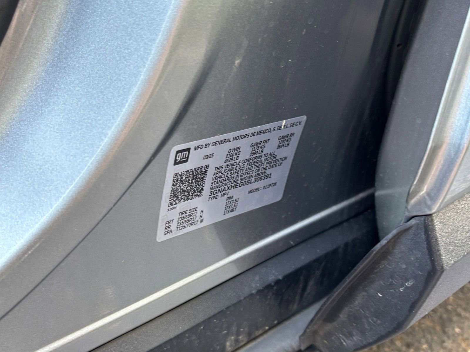 Used 2025 Chevrolet Equinox LT FWD image 29