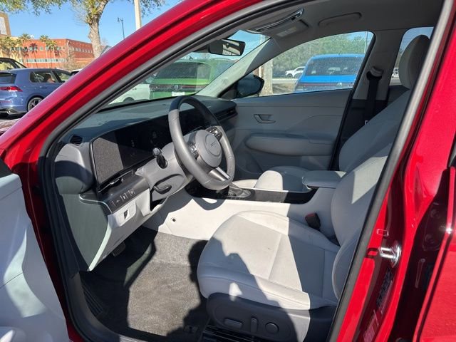 Used 2025 Hyundai Kona SEL image 13