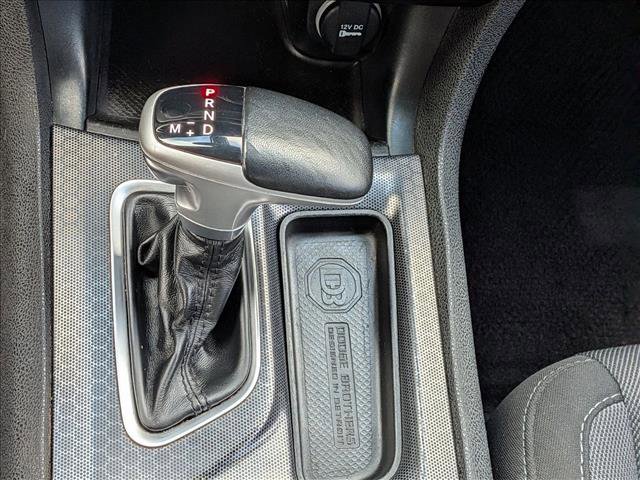 Used 2017 Dodge Charger SXT image 11