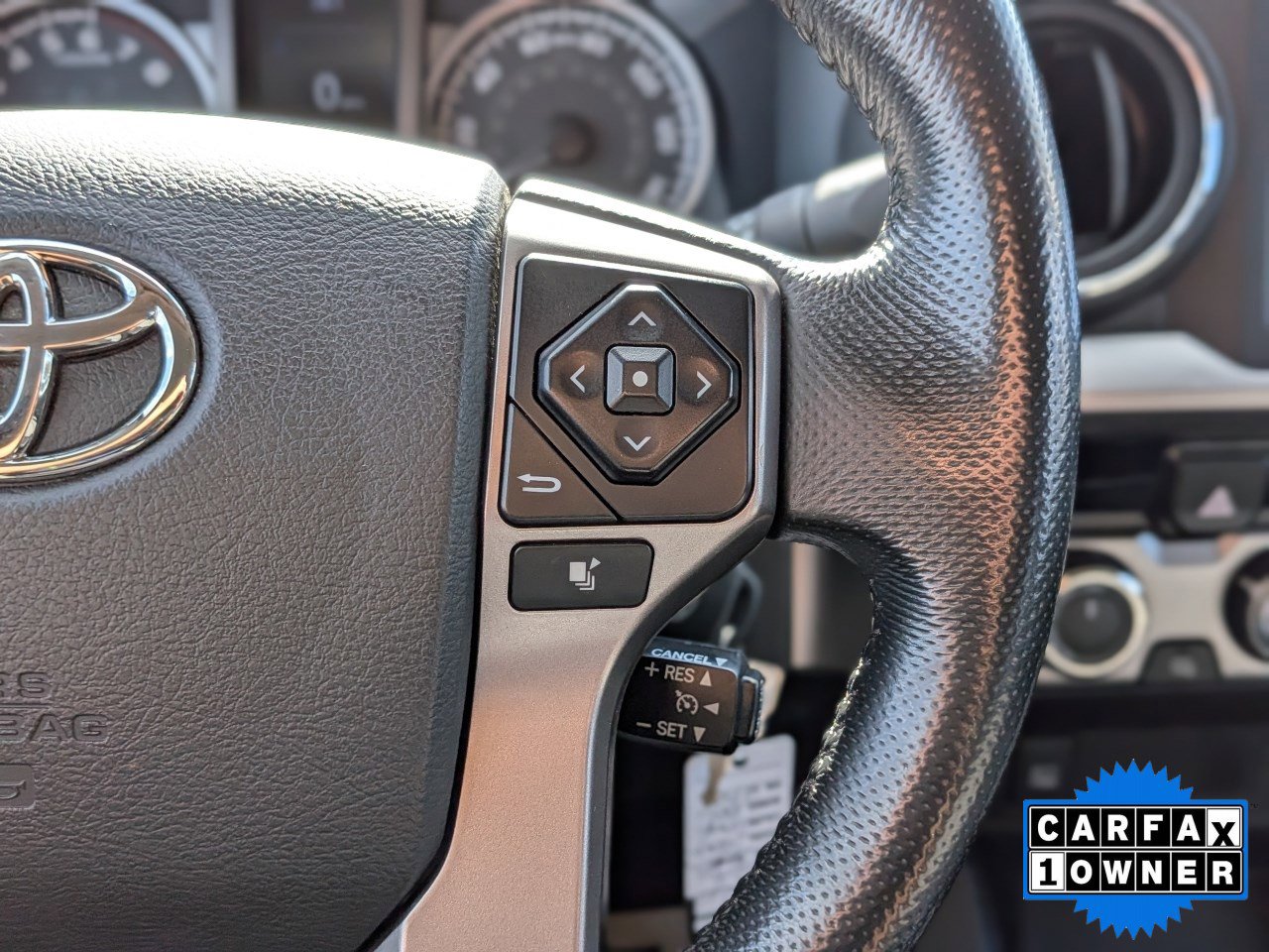 Used 2016 Toyota Tacoma SR5 w/ SR5 Appearance Package (SN) AWD/4WD image 28