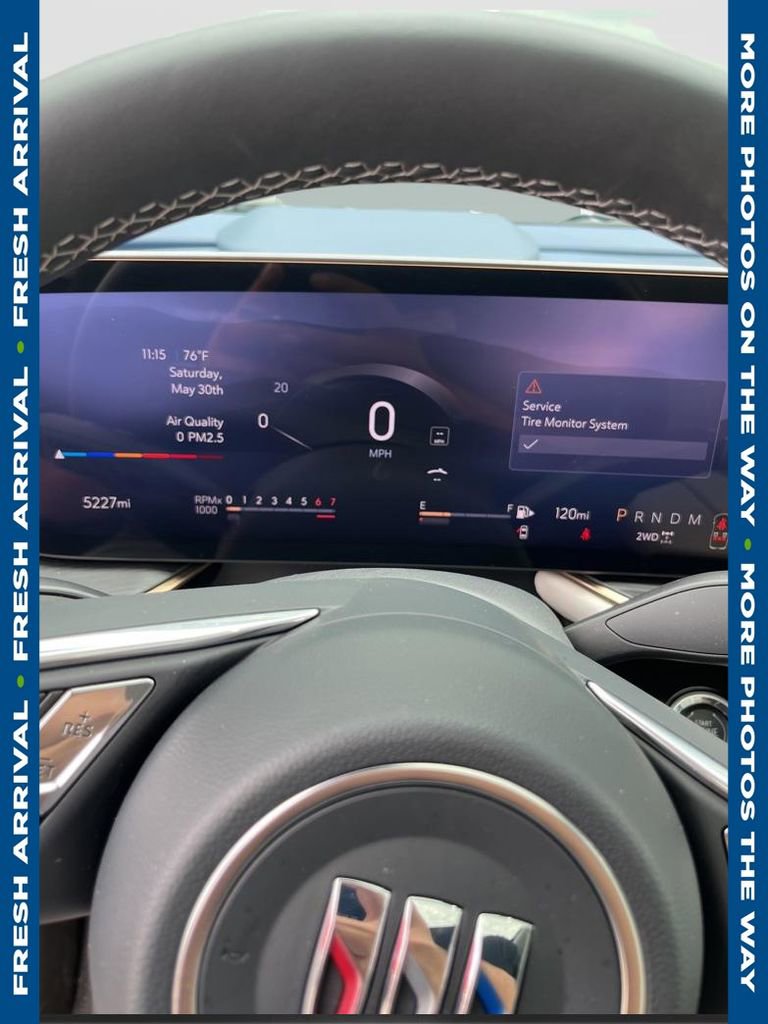 Used 2025 Buick Envision Avenir AWD/4WD video 1