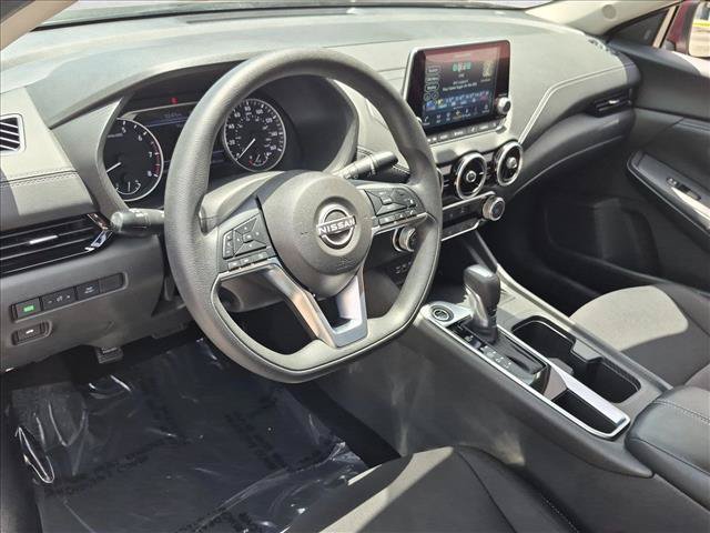 Used 2024 Nissan Sentra SV FWD image 10