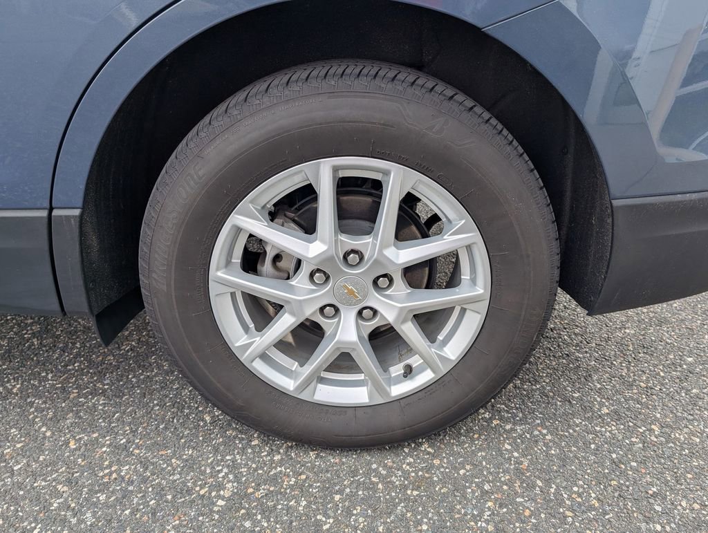 Certified 2024 Chevrolet Equinox LS w/ Driver Confidence II Package image 25