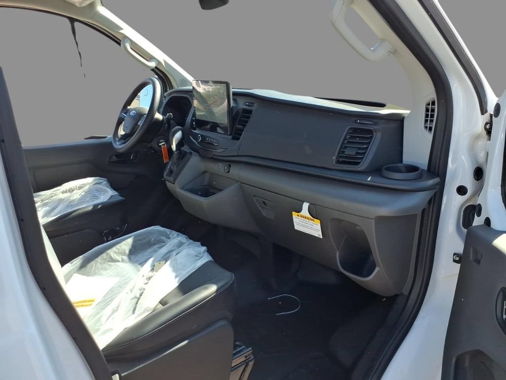 New 2025 Ford Transit 250 Low Roof RWD image 10