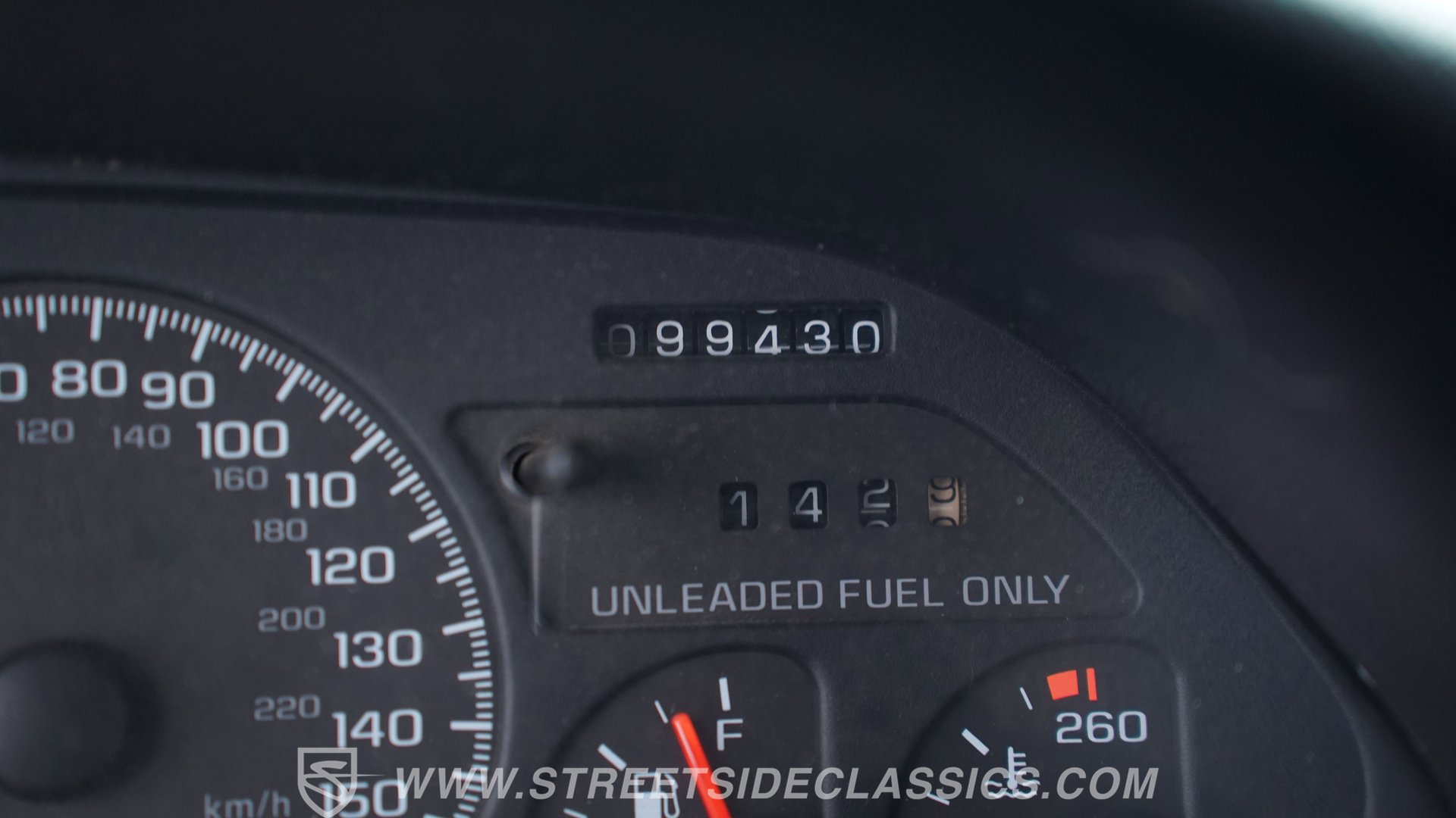 Used 1995 Chevrolet Camaro Z28 RWD image 33