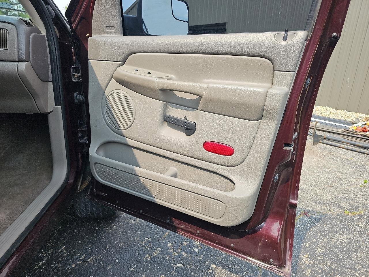 Used 2005 Dodge Ram 2500 Truck SLT w/ Quad Cab Big Horn Value Group AWD/4WD image 15