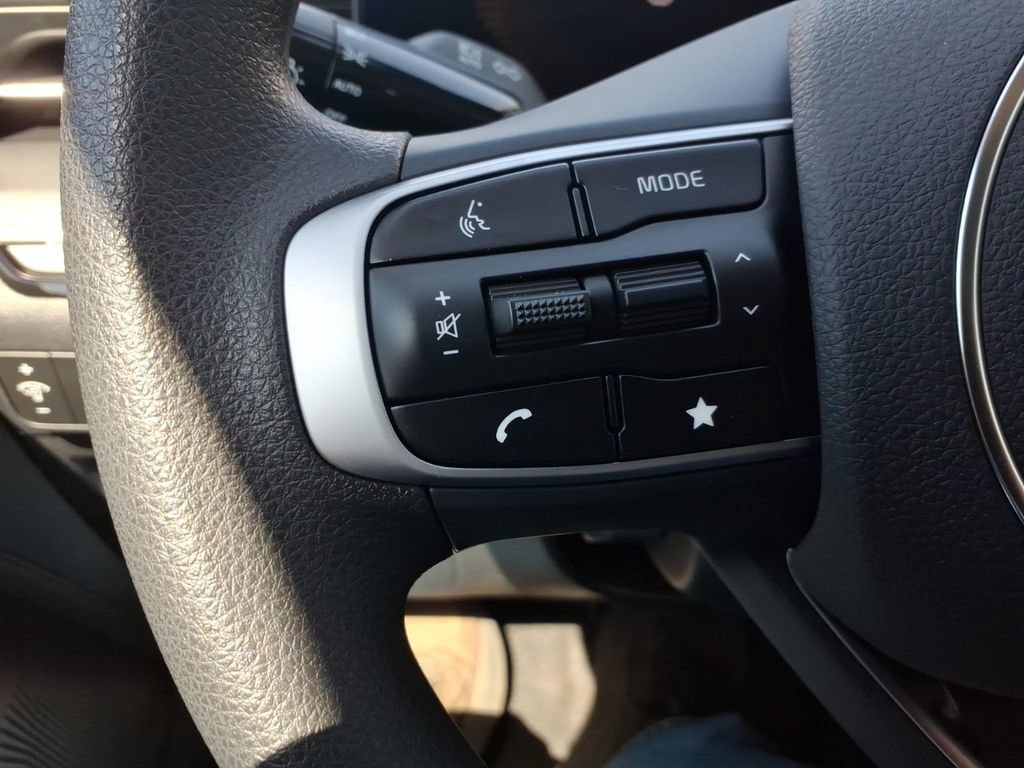 New 2026 Kia K5 LXS FWD image 19