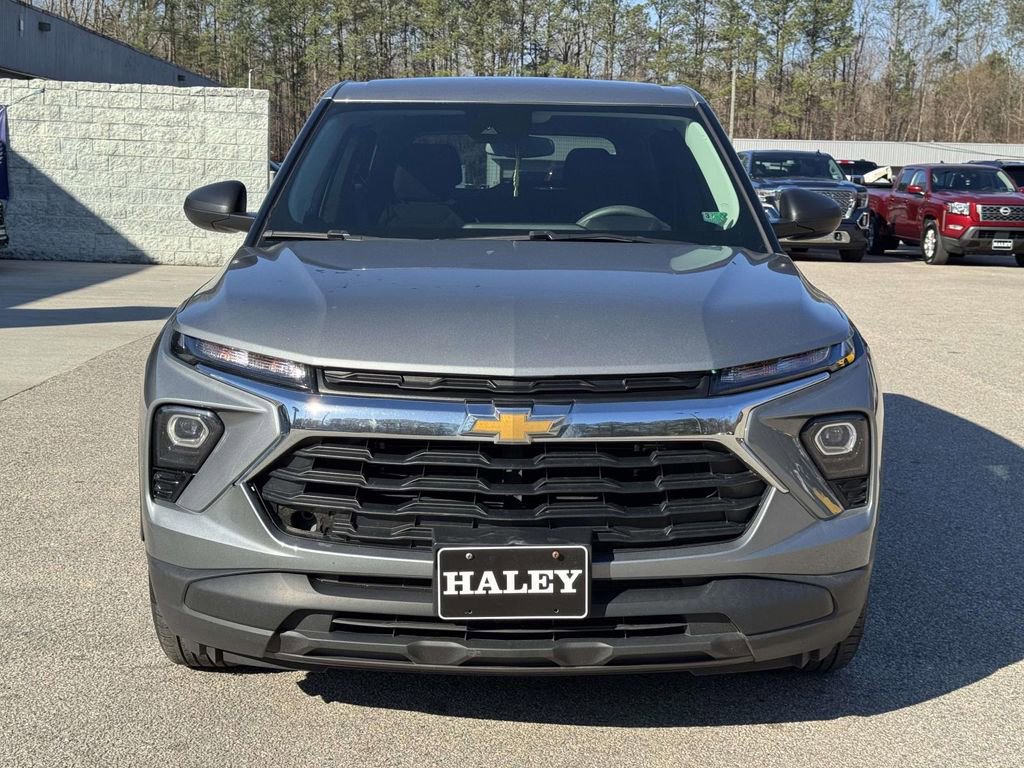 Used 2024 Chevrolet TrailBlazer LS FWD image 25