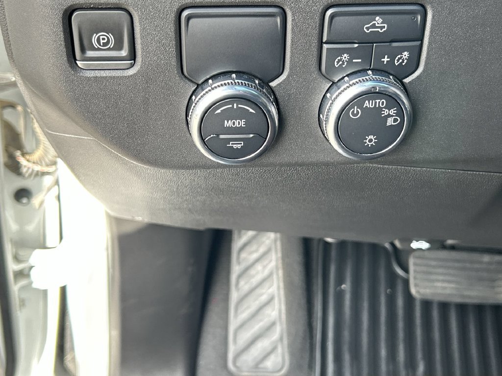 Used 2022 GMC Sierra 1500 SLE RWD image 18