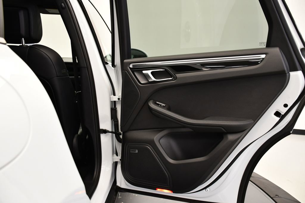 Used 2024 Porsche Macan S image 53