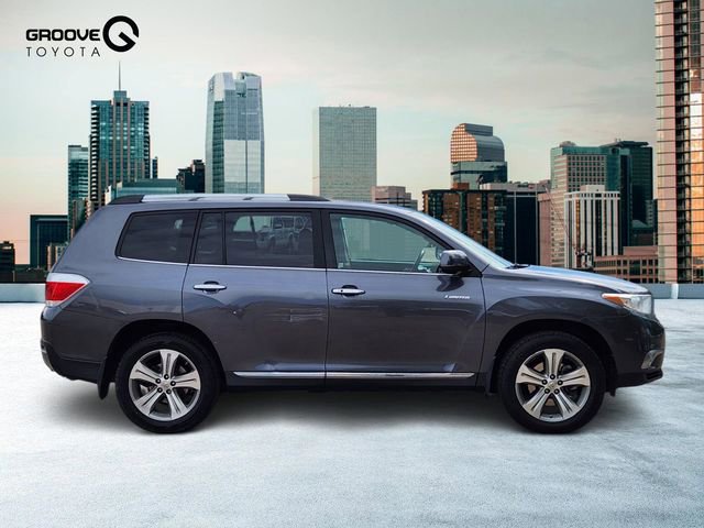 Used 2012 Toyota Highlander Limited w/ Tow Pkg AWD/4WD image 6