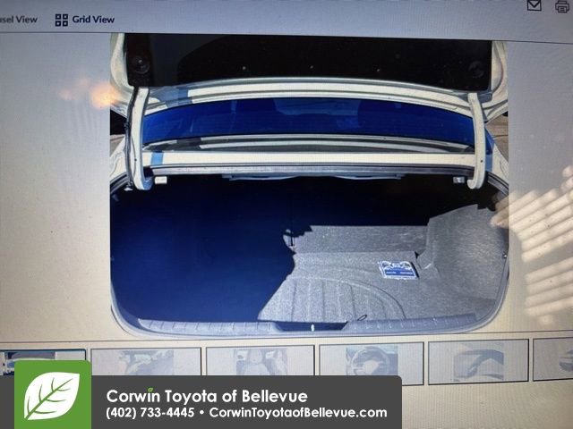 Used 2025 Hyundai Elantra SEL image 5