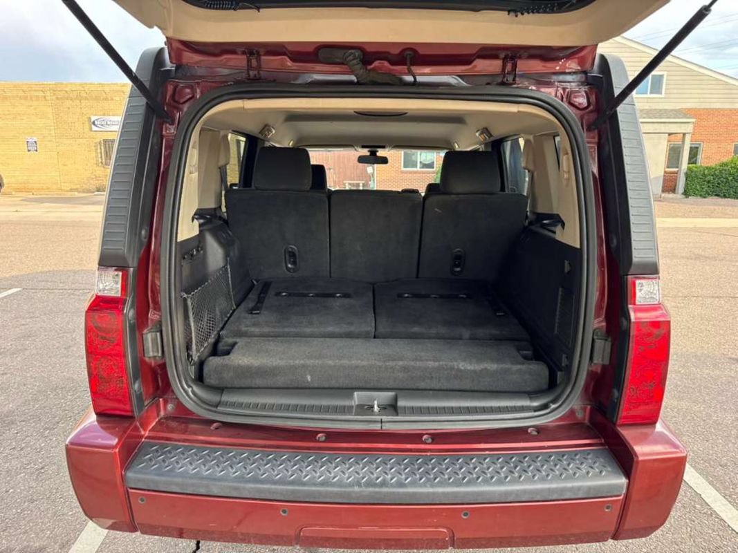 Used 2008 Jeep Commander Sport AWD/4WD image 14
