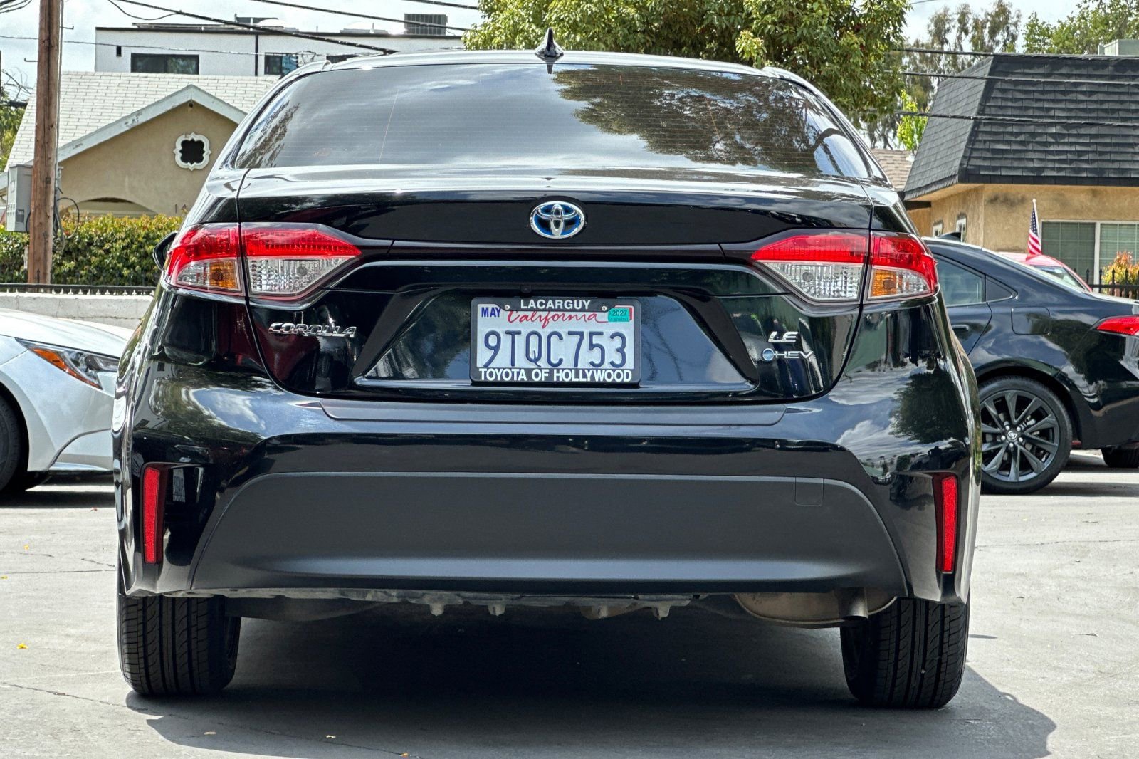 Certified 2025 Toyota Corolla LE FWD image 5