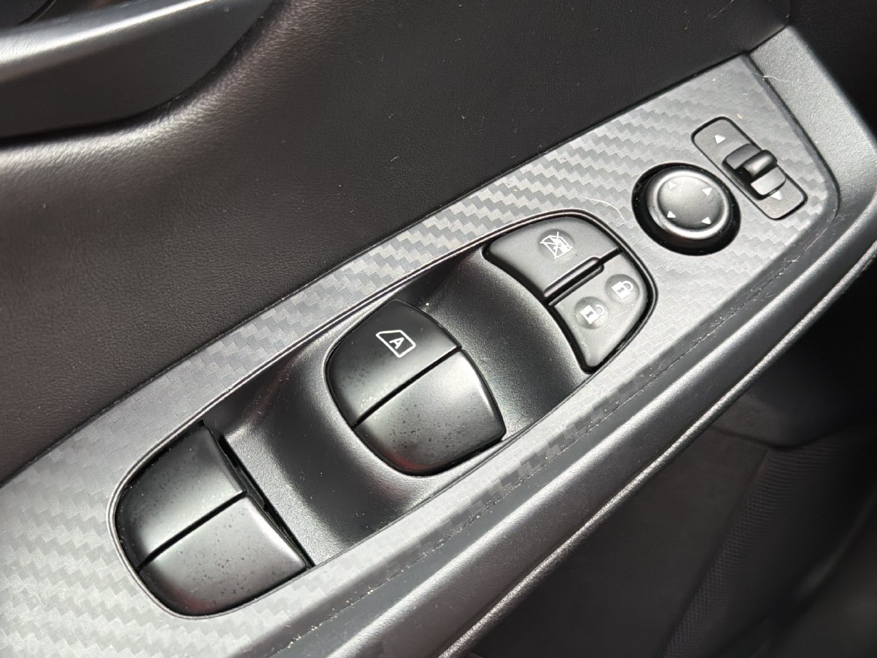 Certified 2025 Nissan Sentra S FWD image 13
