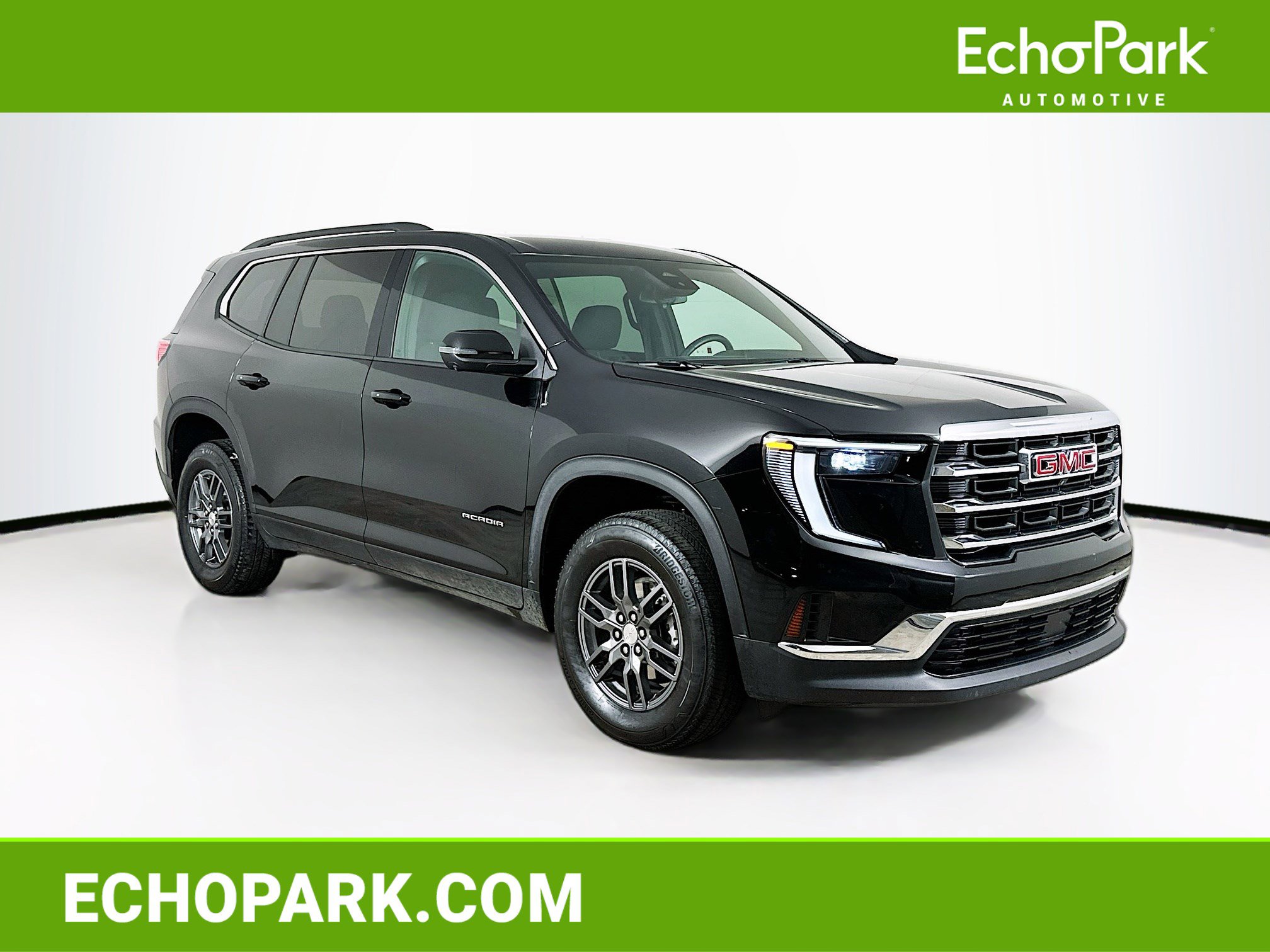 Used 2025 GMC Acadia Elevation