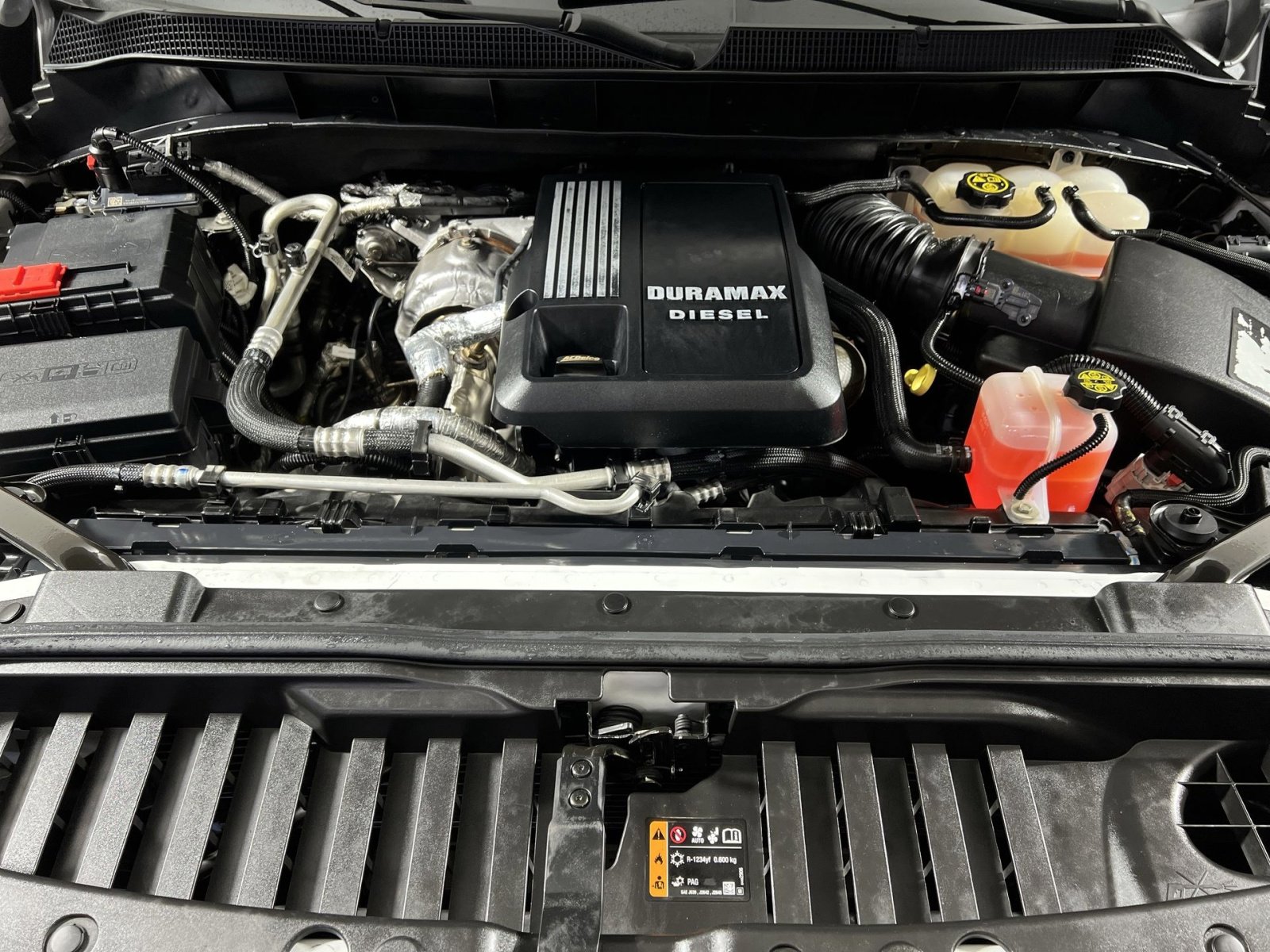 Used 2021 Chevrolet Silverado 1500 High Country w/ Technology Package image 25