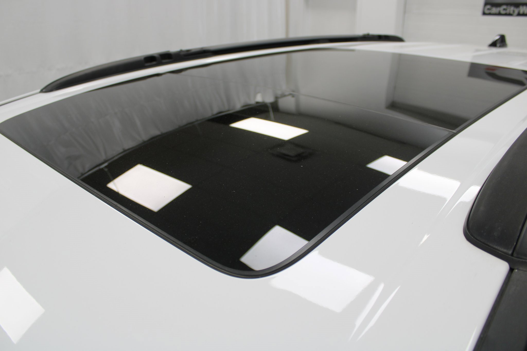 Used 2025 Chrysler Pacifica Limited image 46